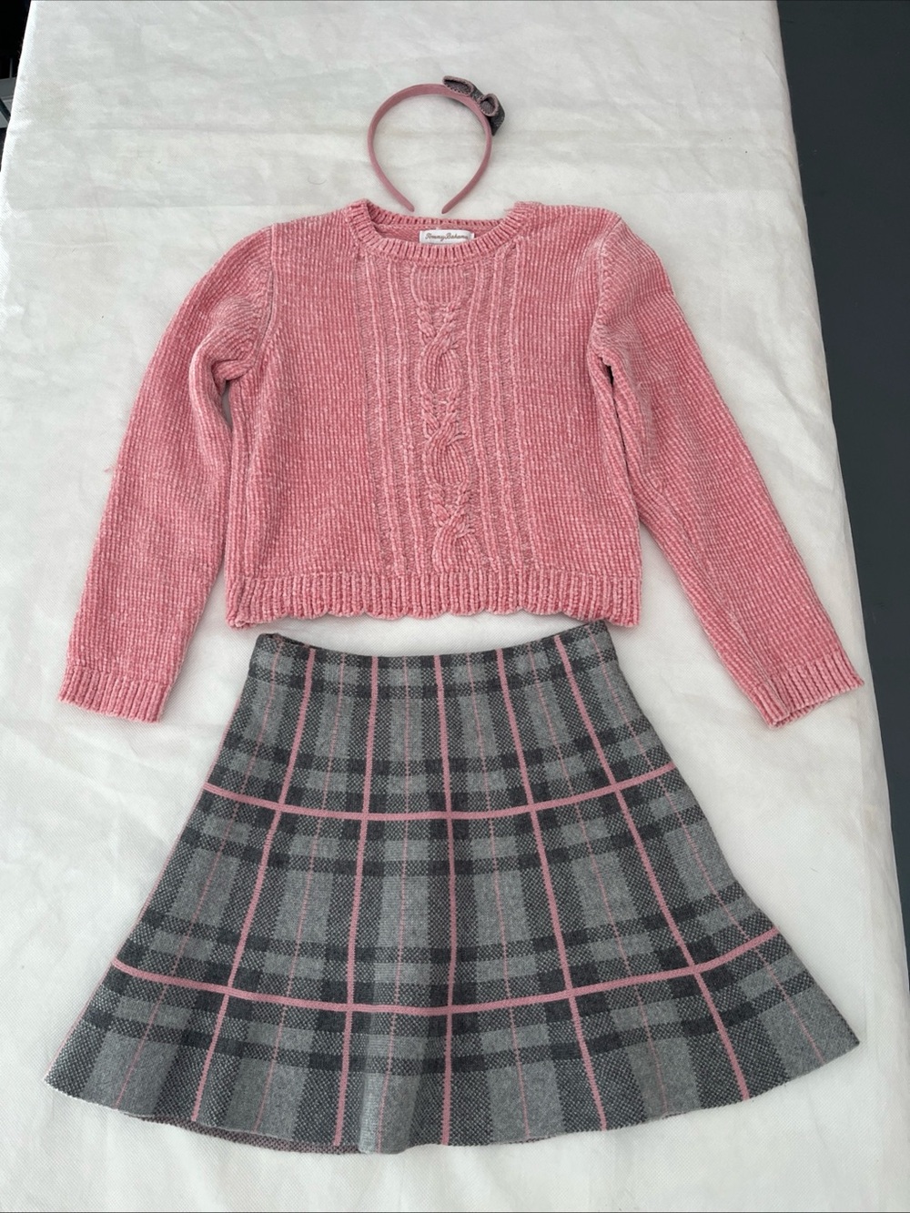 Tommy Bahama Dusty Pink Cropped Cable Crew Sweater for girls size us/M(7/8)